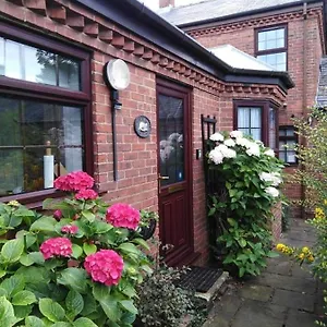 Holiday home Cherry Tree